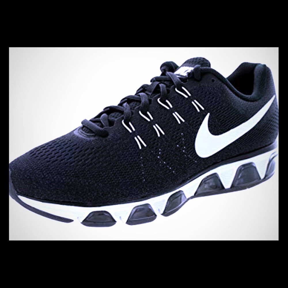 Women’s Nike Air Max Tailwind 8